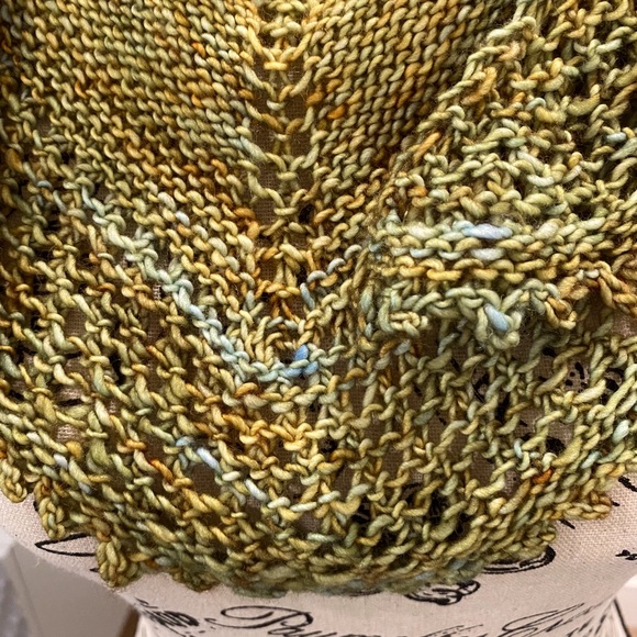 Hand-knitted Olive Melange Shawl - Picture 1 of 9
